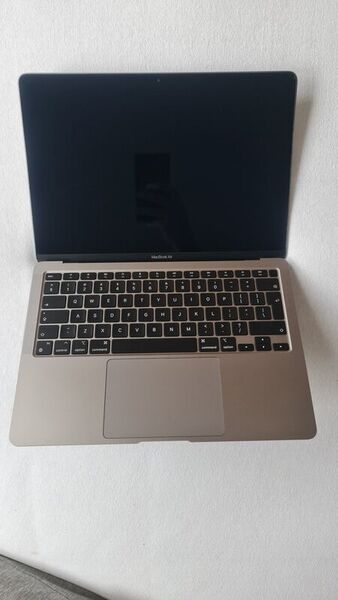 MacBook Air 13